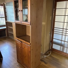 食器棚　炊飯器乗せ　電話機乗せ　収納大皿小皿収納家具　コンセント付き