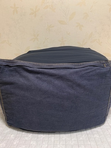 体にフィットするソファ（無印）