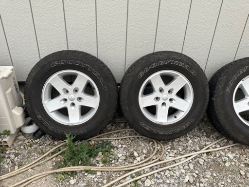 ラングラー純正アルミ、タイヤセット 245/75R17