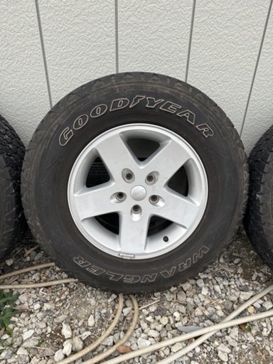 ラングラー純正アルミ、タイヤセット 245/75R17