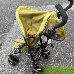 ベビーカーの画像