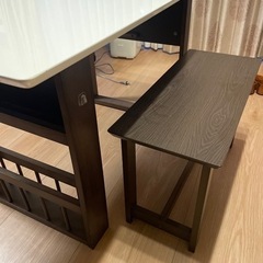 広さ拡張できるダイニングテーブル✨ベンチ椅子付きの画像