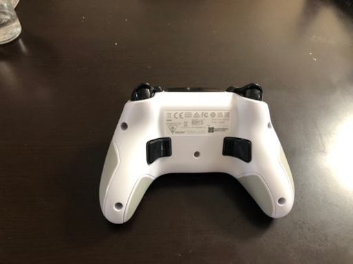 PCゲームコントローラー　未使用！
