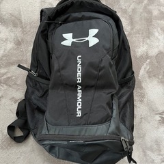 【超美品】アンダーアーマーデイバック