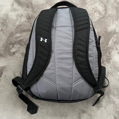 【超美品】アンダーアーマーデイバックの画像