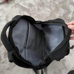 【超美品】アンダーアーマーデイバックの画像