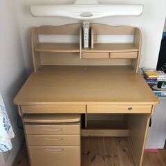 学習机・ランドセル（ルージュピンク）美品です。