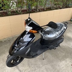 [取り引き予定者決まりました]50ccスクーター　スズキレッツ2 原付シート、バッテリー新品の画像