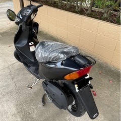[取り引き予定者決まりました]50ccスクーター　スズキレッツ2 原付シート、バッテリー新品の画像