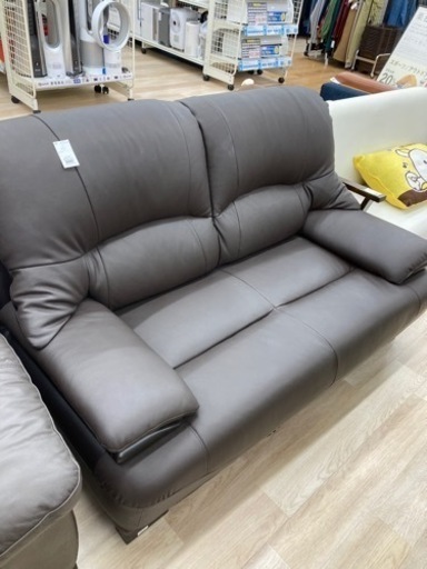 ニトリの2人掛けソファーのご紹介！