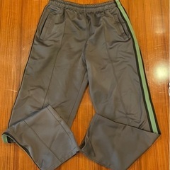 韓国軍　ジャージと半パン　中古