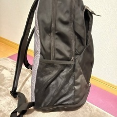 【超美品】アンダーアーマーデイバックの画像