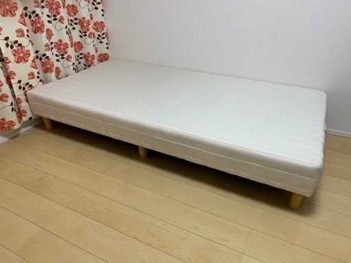 ３，０００円　シングルベッド　硬め