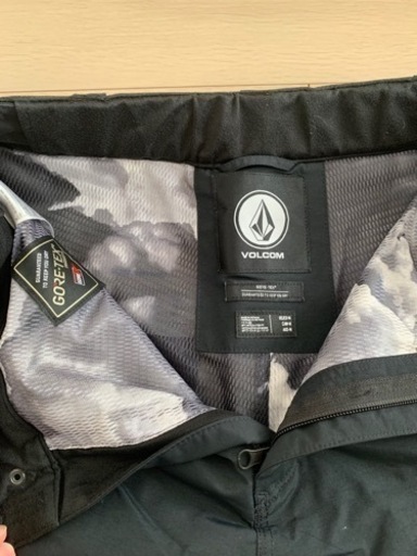 ボルコム(Volcom) スノーボード上下ウェアセット