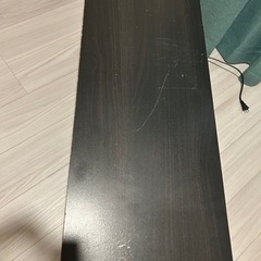 黒のテレビ台の画像