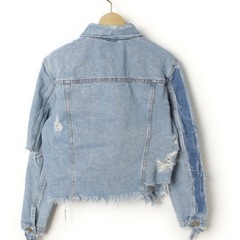 ZARA デニムジャケットの画像