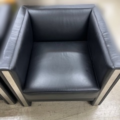 J2345 輸入モダン家具販売メーカー FLACE ソラリオ ラウンジソファ 1人掛けソファ 新品参考価格 273,900円 クリーニング済み