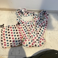 抱っこ紐　4種類各500円の画像