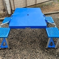 中古キャンプテーブルの画像