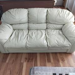 ニトリ　3人掛けソファ　の画像