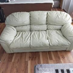 ニトリ　3人掛けソファ　の画像