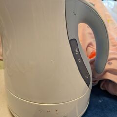 T-fal 1.2リットル電気ケトルの画像