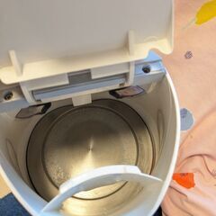 T-fal 1.2リットル電気ケトルの画像