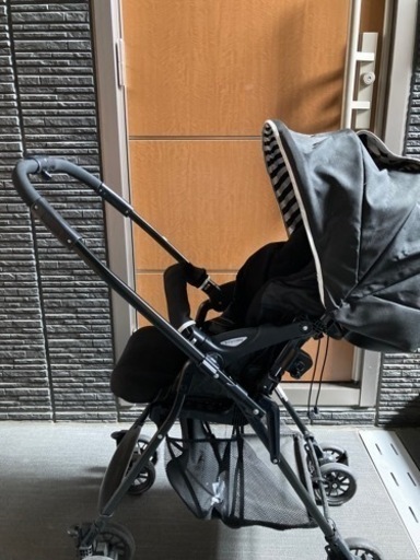 価格変更しました！【ハンドル切替可！】生後1ヶ月から使えるベビーカーです！