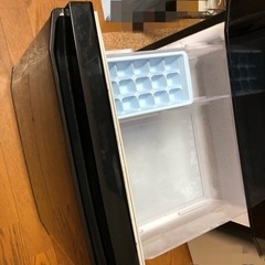 ［引取先決定] 値下げ　冷蔵庫　三菱　MR-P15Z-B 146L  2016年製の画像