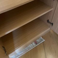 お勝手用食器棚引取先決定済の画像