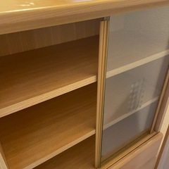 お勝手用食器棚引取先決定済の画像