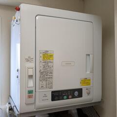 衣類乾燥機　日立　電気式　6kg　置台付きの画像