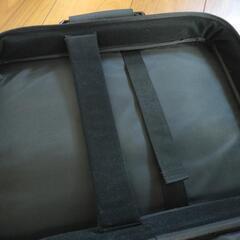 最終値下げ　鍵付き　パソコンケース　ビジネスバッグの画像