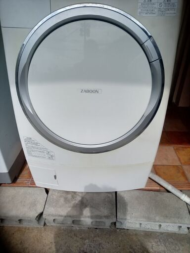 持ち帰り特価！東芝ドラム式洗濯乾燥機 9 kg 2014年製別館に置いてあります