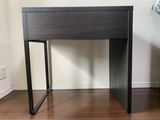 IKEAの机。MICKEシリーズ73cm×50cm。（締切は9日23時59分までです。）