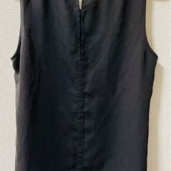 お譲りします　H＆M 黒　ノースリーブ　36サイズの画像