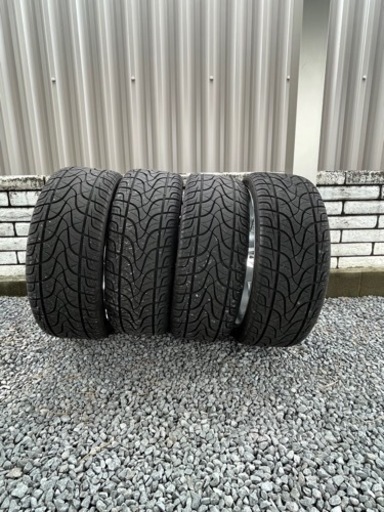 26インチ 139.7 6H 美品 バリ溝 295/30r26 4本