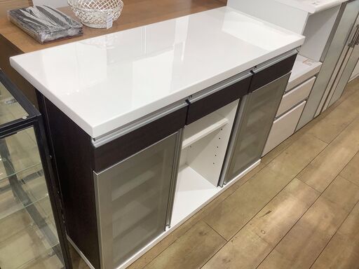 【トレファク花小金井】バーカウンターテーブル/ニトリ/ホワイト/キズ有/中古家具/格安家具/ 武蔵野市 小平市 小金井市 国分寺市 杉並区 買取 販売