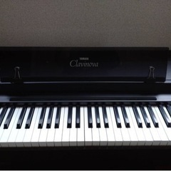 電子ピアノ　YAMAHAクラビノーバ　CLP-30　52鍵盤　＋　イスの画像