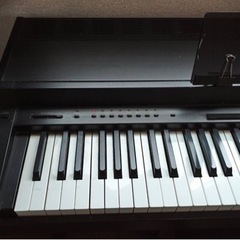 電子ピアノ　YAMAHAクラビノーバ　CLP-30　52鍵盤　＋　イスの画像