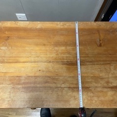 天板の削りと磨きで新品になるウッドデスクの画像