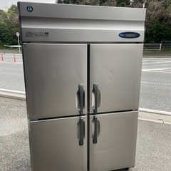 ☆中古品 ホシザキ業務用冷蔵庫 4枚扉 HR-120Z3 2012年 3相200V 1060L 動作問題なし☆ ☆中古品 ホシザキ業務用冷蔵庫 4枚扉 HR-120Z3 2012年 3相