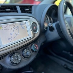 ブラックOK⭐︎H25 トヨタ　ヴィッツ   Bluetooth バックカメラ　テレビ　車検付の画像