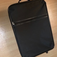 機内持ち込み可　スーツケース