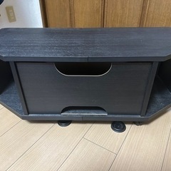テレビラックの画像