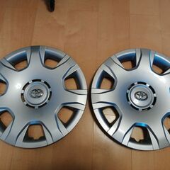 ハイエースのSG-L純正ホイールキャップ2枚