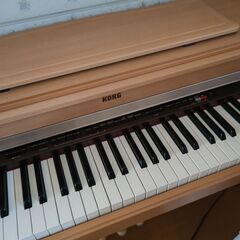 電子ピアノKORG