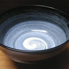 黒どんぶりの画像