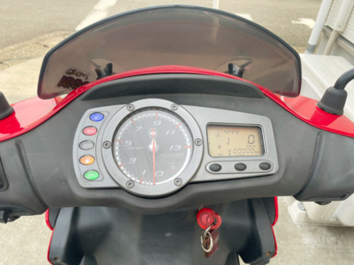 ☆今月限りお値下です☆決まらなければ来月知人のバイクショップに売却決まりました。ジレラ ランナー ST125  2011年式