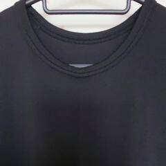  無地の黒いメッシュ生地？メンズ用Tシャツになります！の画像